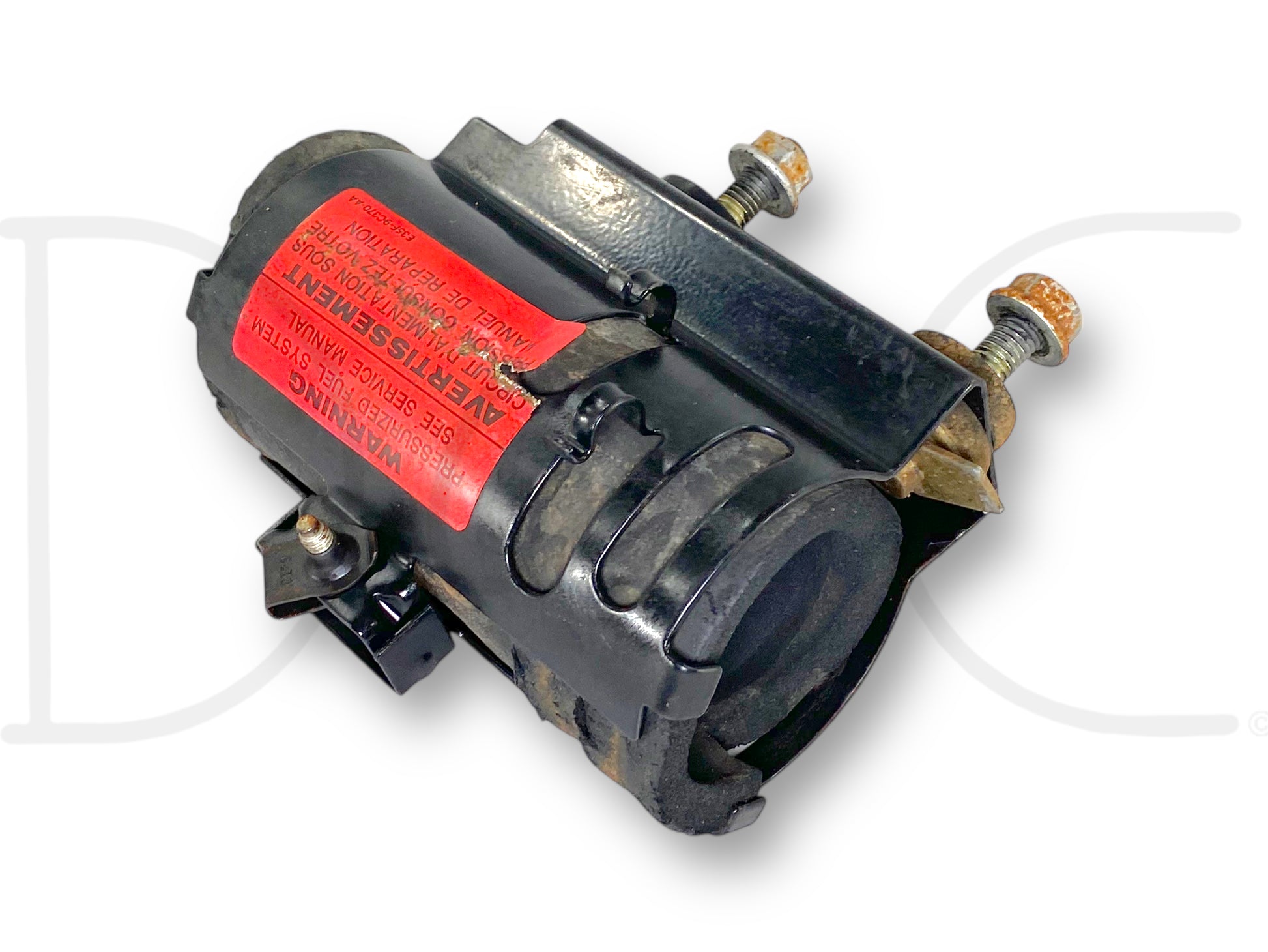 99-02 Ford F250 F350 7.3 7.3L Frame Mounted Fuel Lift Pump Bracket OE used with light wear, removed from 2002 Ford F-250 XLT 7.3L diesel truck, compatible with 1999-2002 F-series trucks.