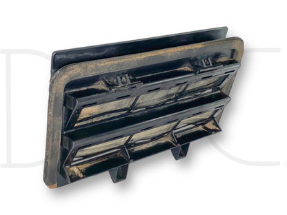 99-02 Ford F250 F350 Rear Cab Wall Air Breather Pressure Vent OEM