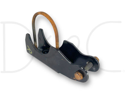 99-04 Ford F250 F350 RH Right Passenger Rear Axle Lower Shock Mount Bracket OEM