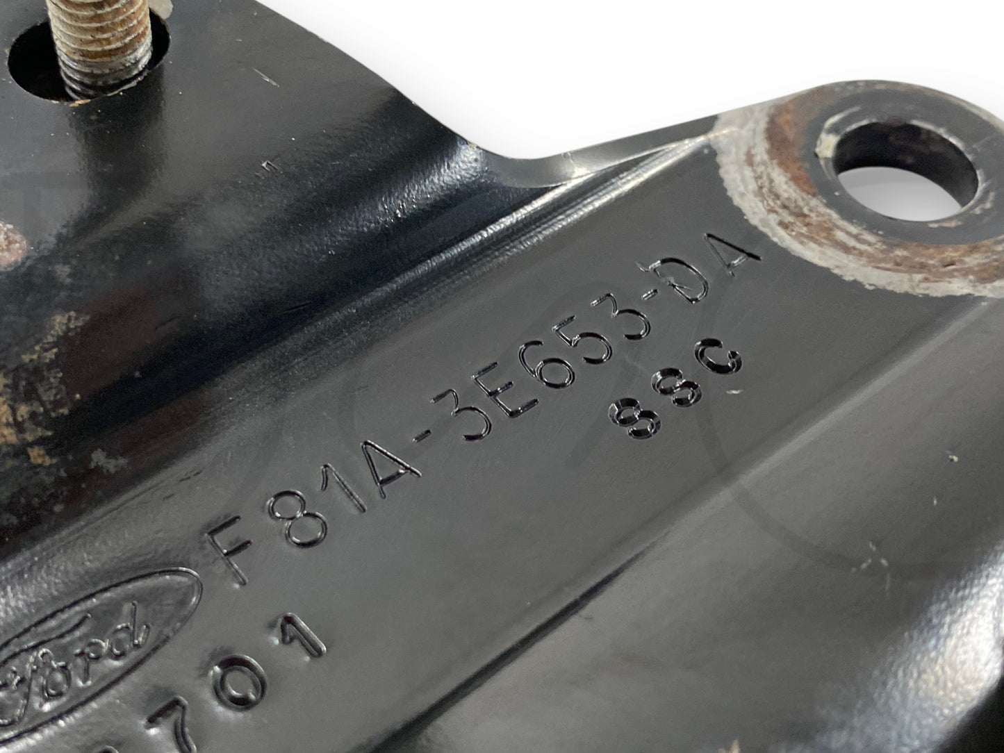 99-04 Ford F250 F350 2WD Steering Damper Stabilizer Lower Mount Bracket OEM