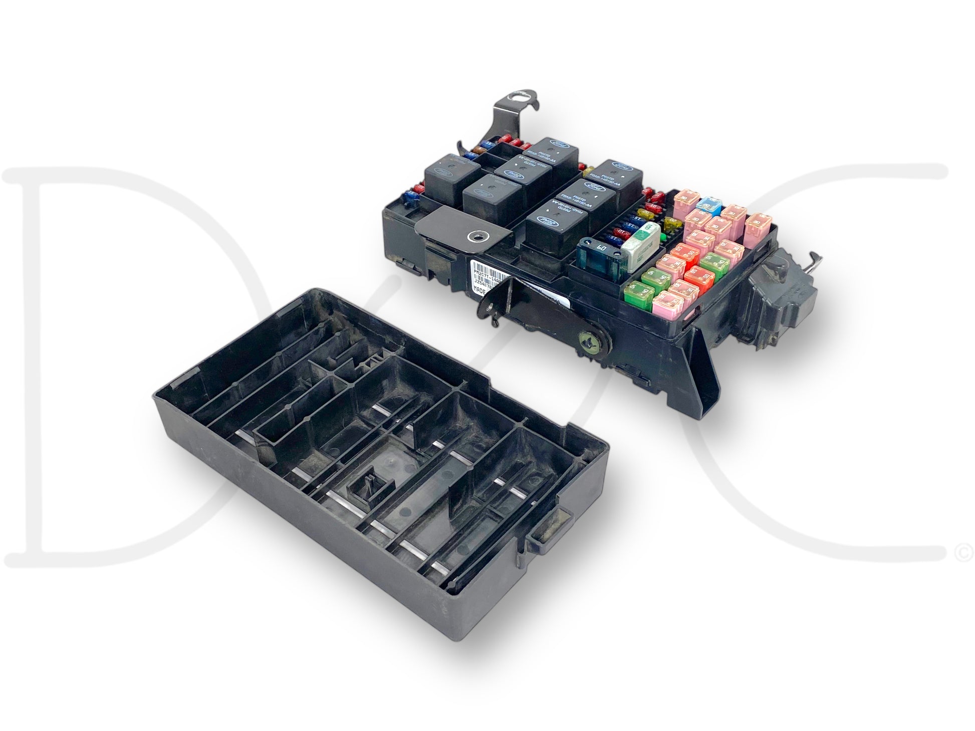 02-03 Ford F250 F350 7.3 Interior Fuse Panel Junction Box Module 2C7T-14A067-AN used in good condition with light wear, compatible with 2002-2003 Ford Super Duty trucks.