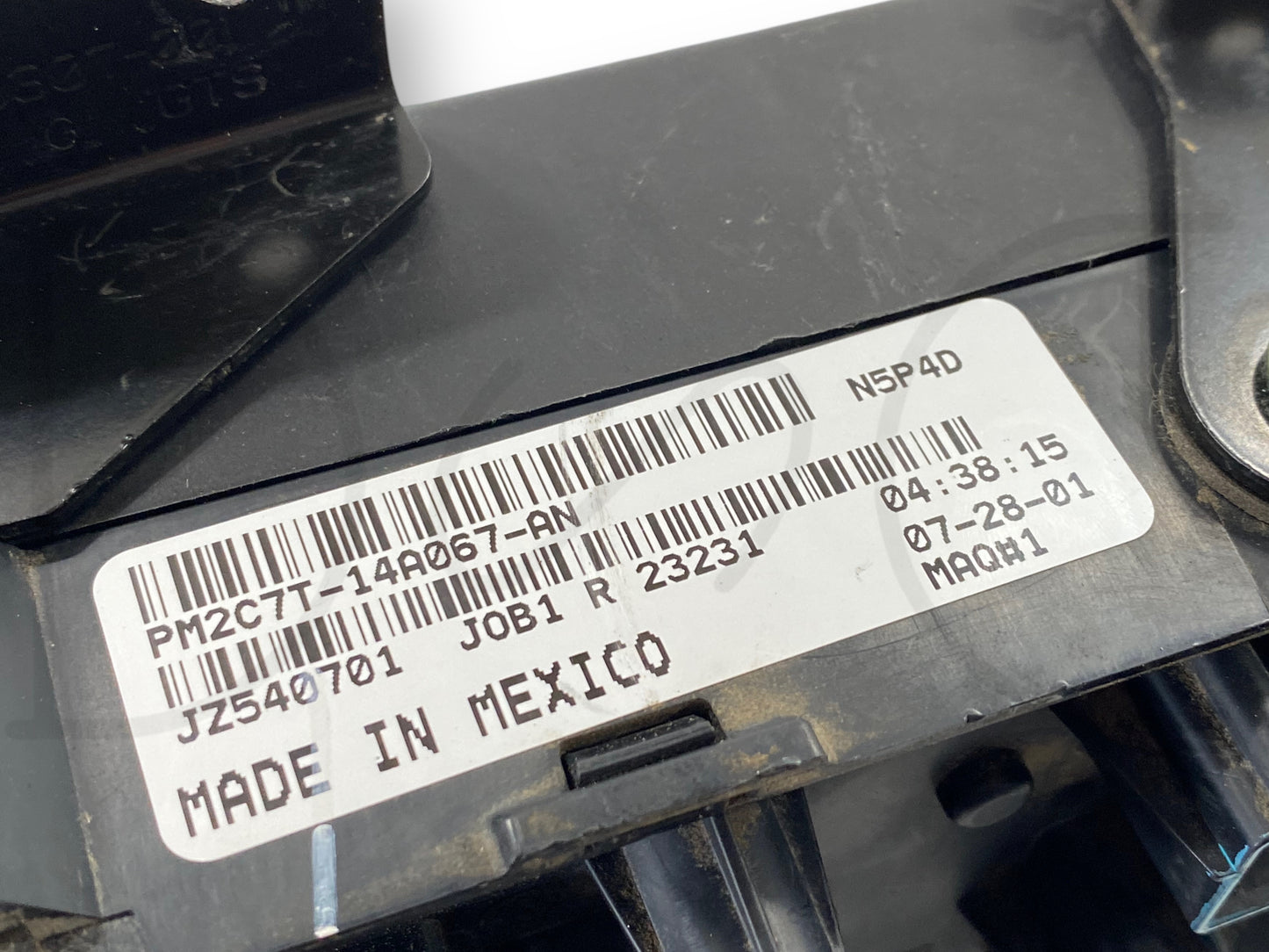 02-03 Ford F250 F350 7.3 Interior Fuse Panel Junction Box Module 2C7T-14A067-AN