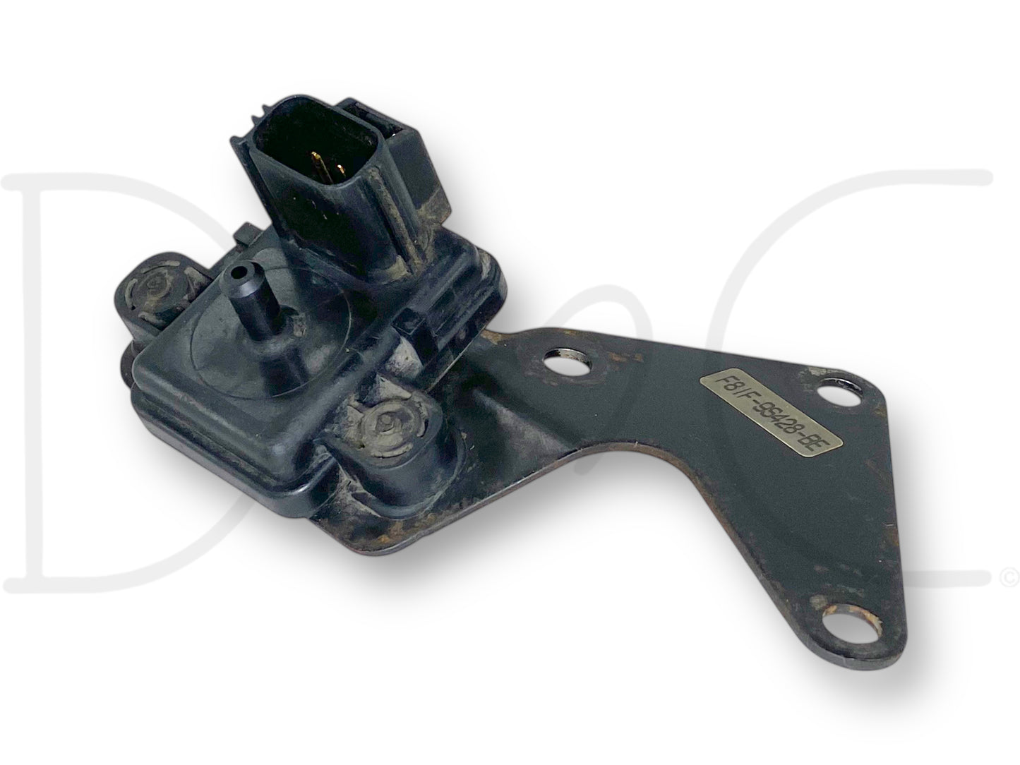 99-02 Ford F250 F350 OE 7.3 7.3L Map Sensor Air Pressure Bracket F81F-9S428-Be, used with light wear, compatible with 1999-2002 Ford Super Duty diesel trucks.