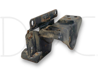 00-03 Ford F250 F350 LH Left Driver Front Leaf Spring Hanger Crash Bar Bracket