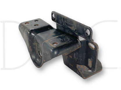 00-03 Ford F250 F350 RH Right Passenger Front Spring Hanger Crash Bar Bracket