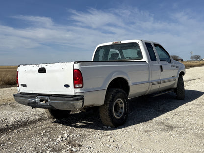 99-07 Ford F250 F350 Front Fender LH Left Driver Z1 White / Z3 Silver