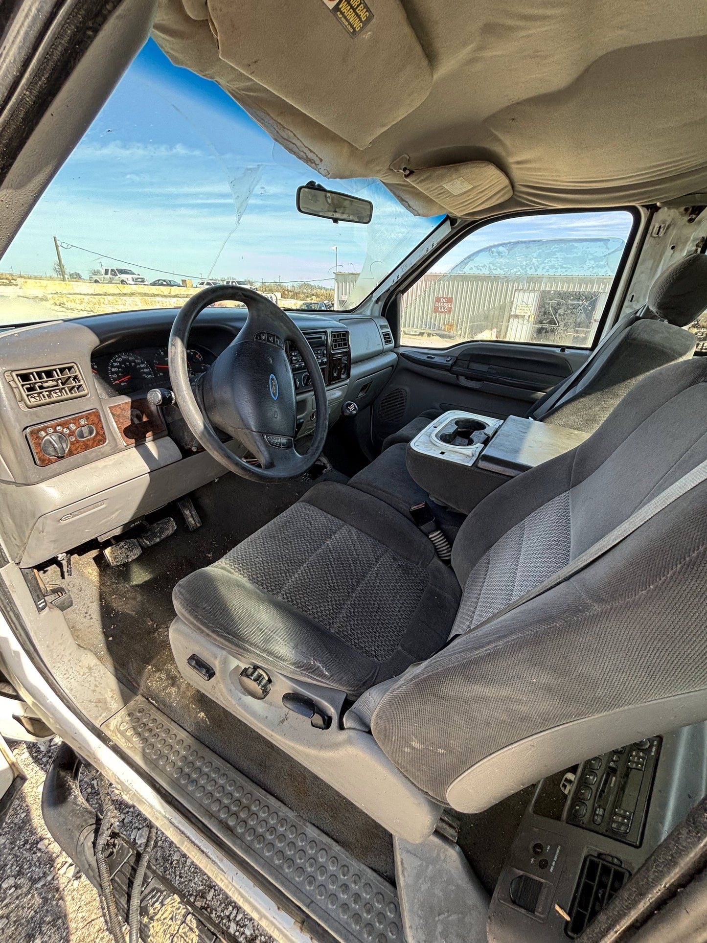 99-07 Ford F250 F350 Front Fender LH Left Driver Z1 White / Z3 Silver