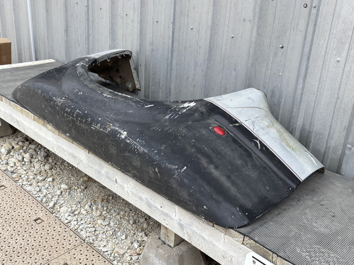 99-07 Ford F350 Dually DRW Rear Fender RH Right Passenger UD Black Z3 Silver