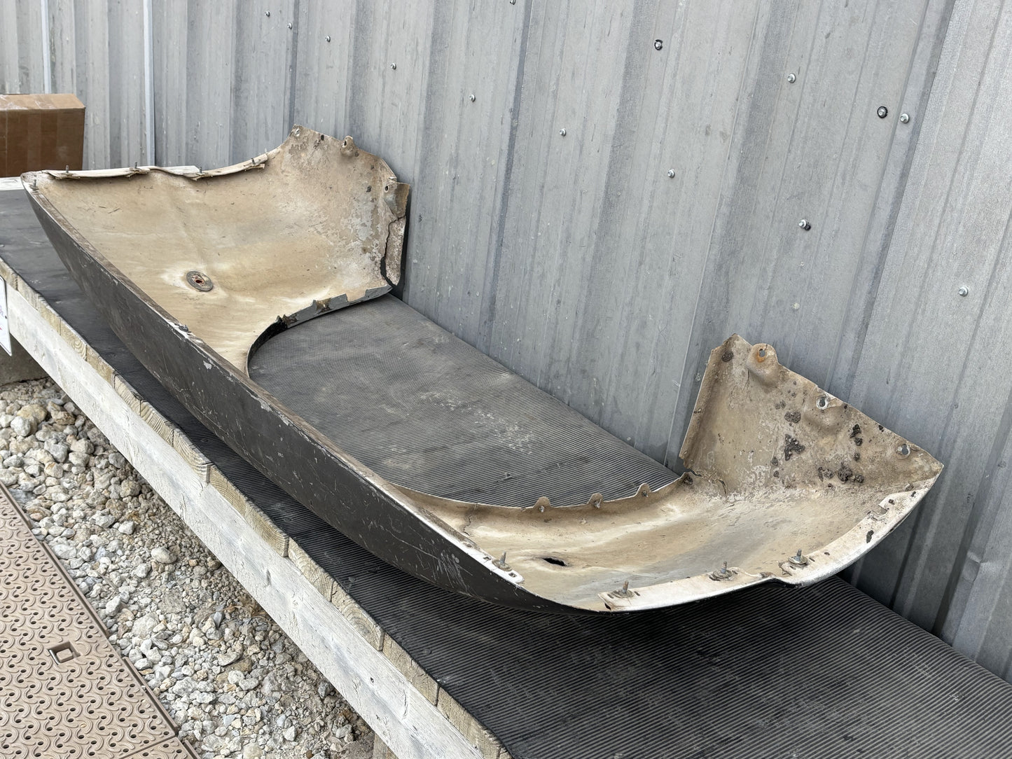 99-07 Ford F350 Dually DRW Rear Fender RH Right Passenger UD Black Z3 Silver