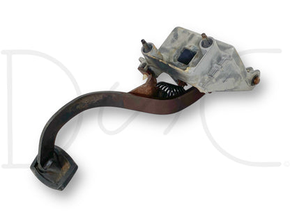 99-03 Ford F250 F350 7.3 7.3L Clutch Pedal Assembly Manual Transmission OEM
