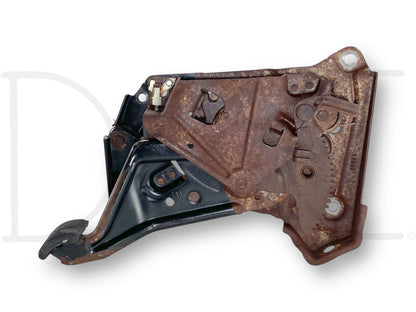 99-01 Ford F250 F350 Emergency Parking Brake Pedal Hood Release Lever OEM *Blem*
