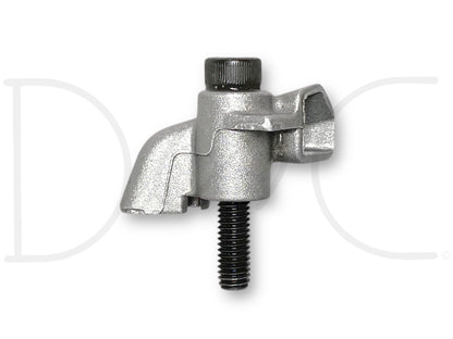 99-02 Ford F250 F350 7.3 7.3L Injector Oil Exhaust Spout Deflector W/ Bolt OE