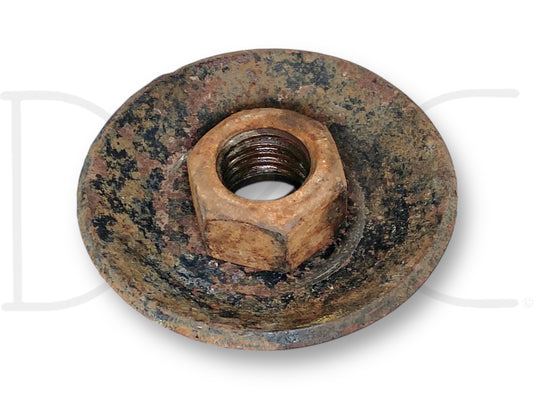99-07 Ford F250 F350 Front Lower Coil Spring Retainer Washer W/ Nut 2WD