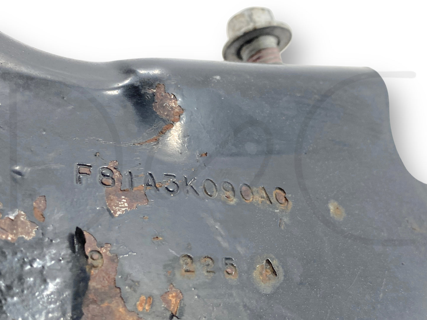 99-07 Ford F250 F350 2WD I-Beam Front Axle Pivot Mount Bracket Front LH Left OE