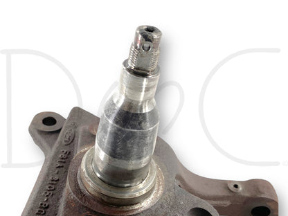 99-04 Ford F250 F350 RH Right Passenger 2WD 2X4 Spindle Knuckle F81A-3105-Bg