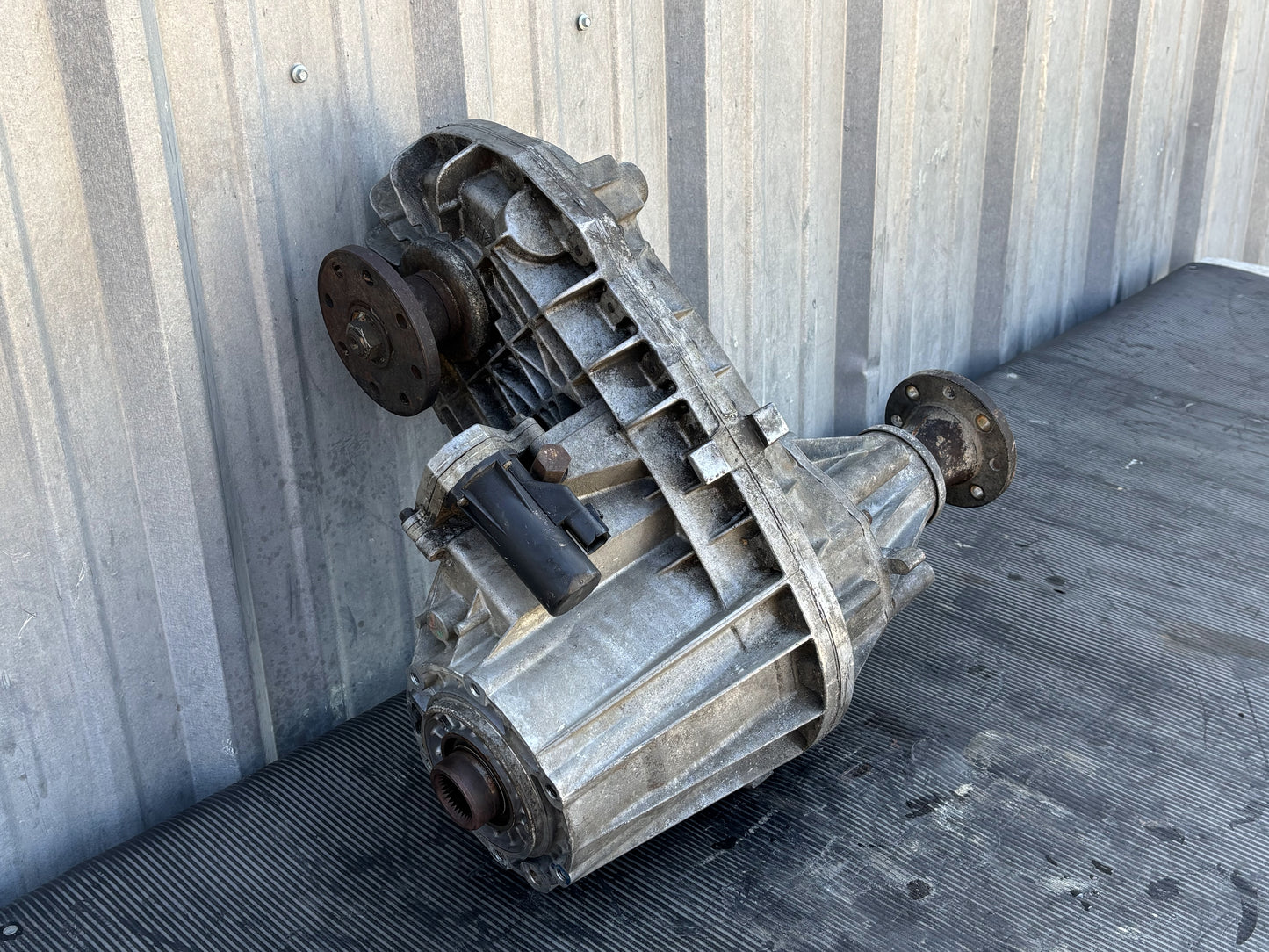 03-10 Ford F250 F350 4WD 4X4 Transfer Case ESOF Auto Shift NP273 OEM