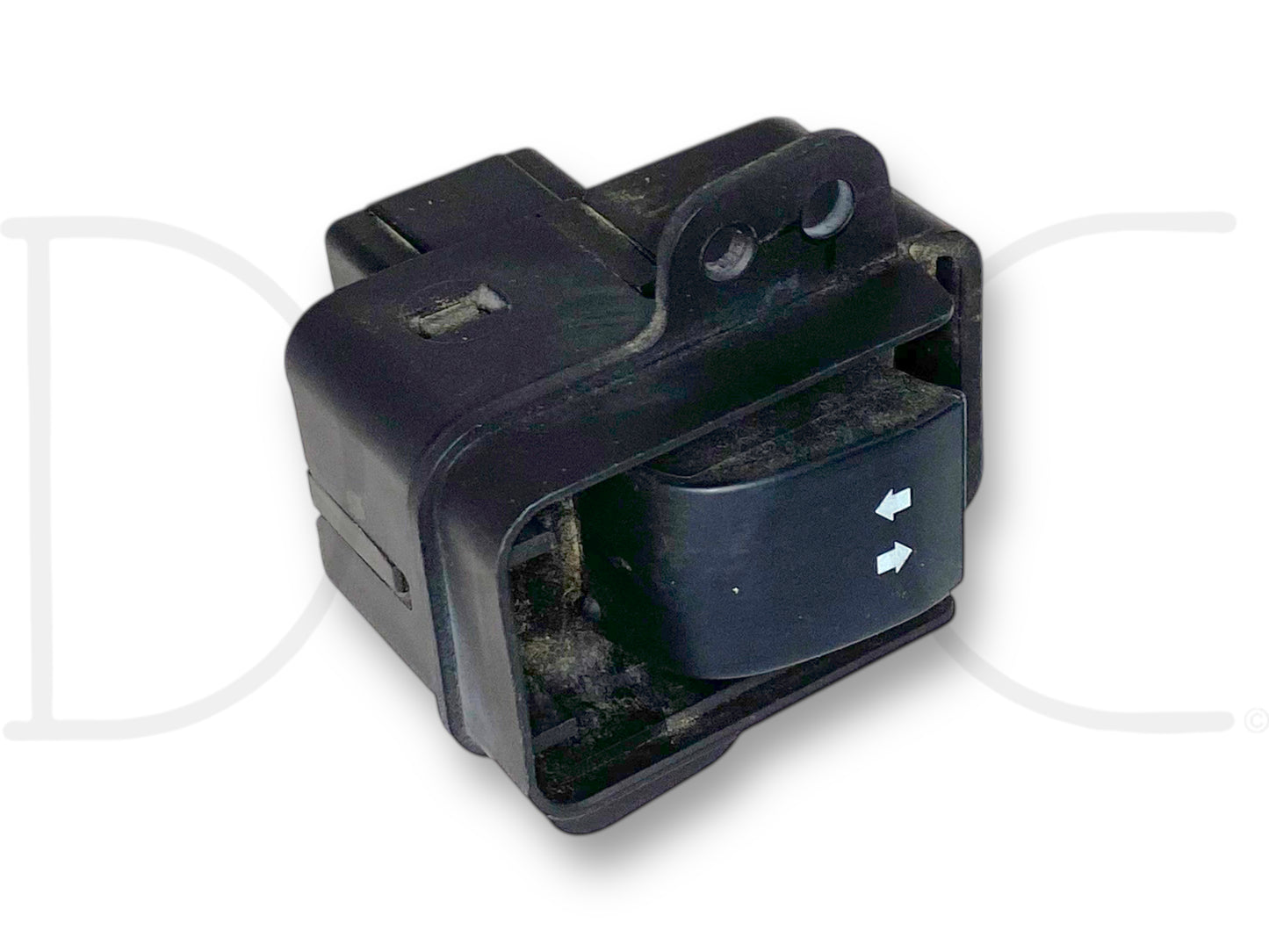 08-10 Ford F250 F350 Power Sliding Rear Window Switch OE 8C3T-14A551-Aaw used part with light wear, compatible with 2008-2010 Ford F-250, F-350, F-450, and F-550 trucks, designed for reliable operation in Powerstroke diesel models.