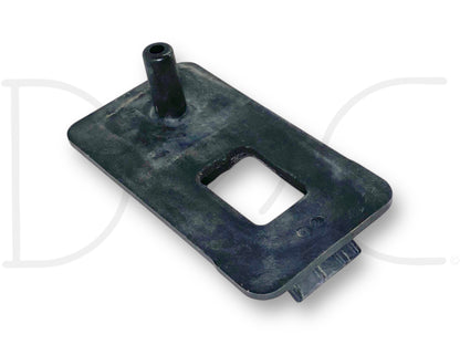 08-16 Ford F250 F350 Front Body Mount Cushion Reinforcement Plate OE RH Right