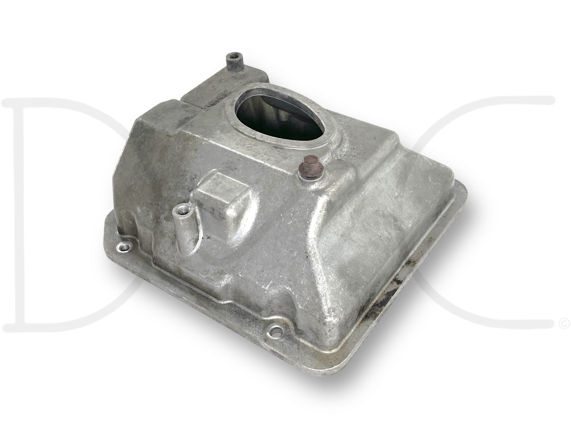 08-10 Ford F250 6.4 6.4L Hpfp High Pressure Fuel Injection Pump Cover 1848524C3, used condition with light wear, removed from 2008 Ford F-250 King Ranch 6.4L Diesel, cast metal cover designed for 2008-2010 F-250, F-350, F-450, and F-550 Super Duty trucks.
