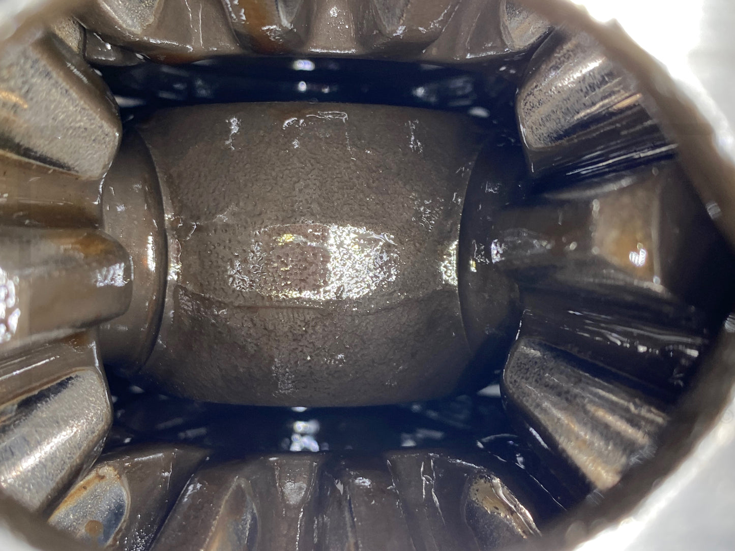 05-10 Ford F250 F350 SRW Sterling 10.5 Rear Axle Diff Carrier Limited Slip