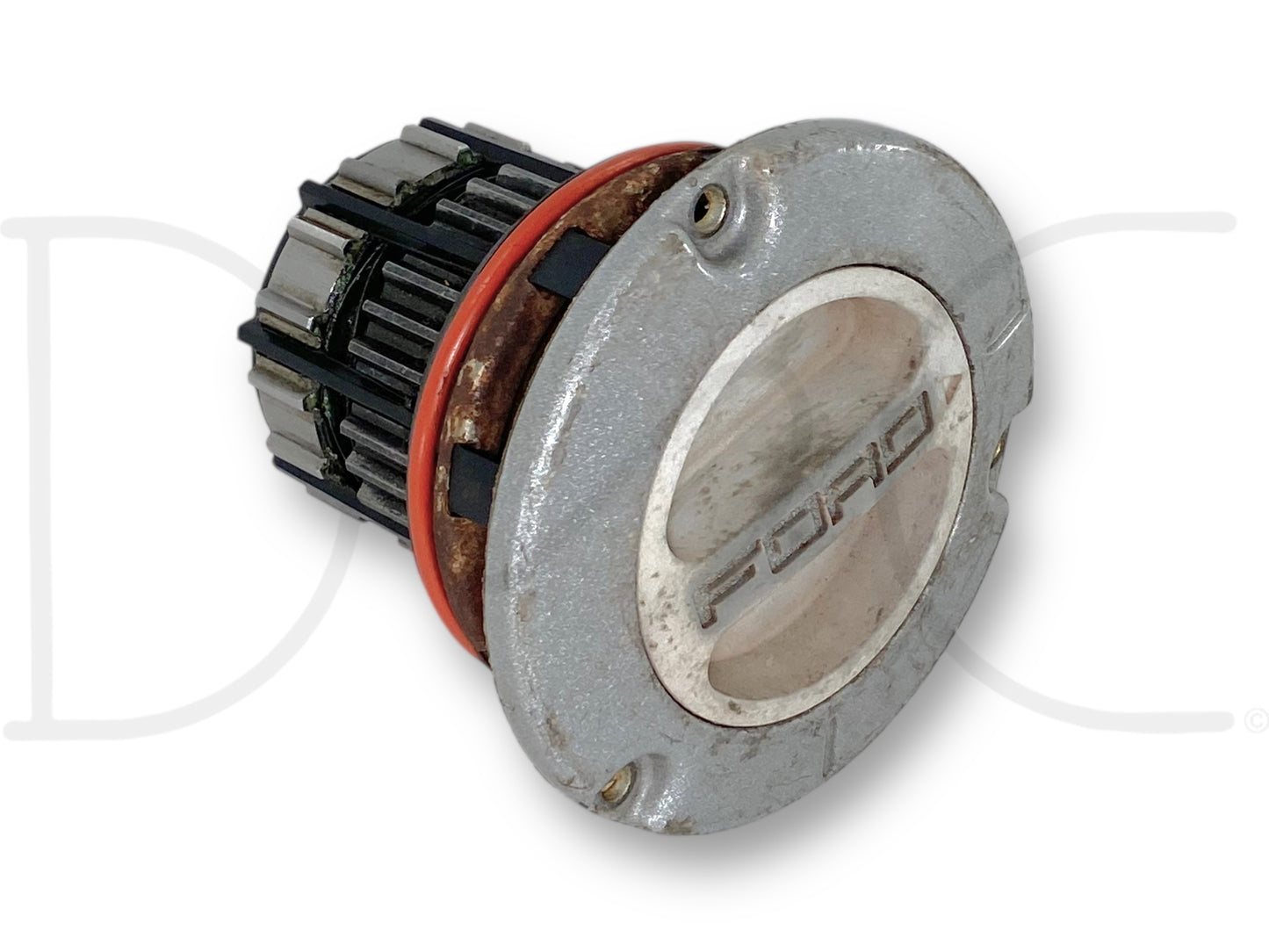 05-10 Ford F250 F350 4WD 4X4 Front Axle Manual Locking Hub OEM with used condition showing light wear and flaking paint, compatible with Ford Super Duty trucks from 2005 to 2010, including models with 6.4L Powerstroke engines.