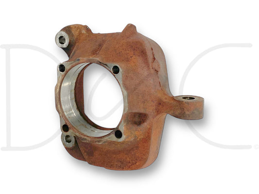 05-12 Ford F250 F350 DANA 60 Front Axle Steering Knuckle Spindle RH Passenger side used part with good condition and light wear, compatible with 2005-2012 Ford F-250 and F-350 trucks, removed from a 2008 Ford F-250 King Ranch 6.4L Diesel 4WD.