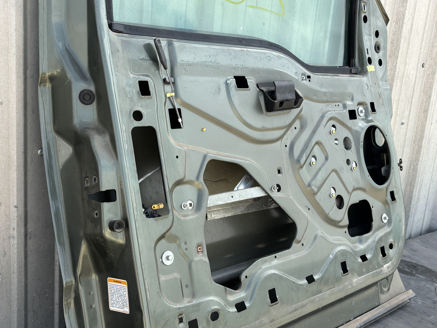 99-07 Ford F250 F350 Front LH Left Driver Door ST Green / AQ Tan Electric