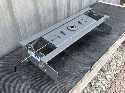 99-07 Ford F250 F350 B&W Turnover Ball Gooseneck Hitch