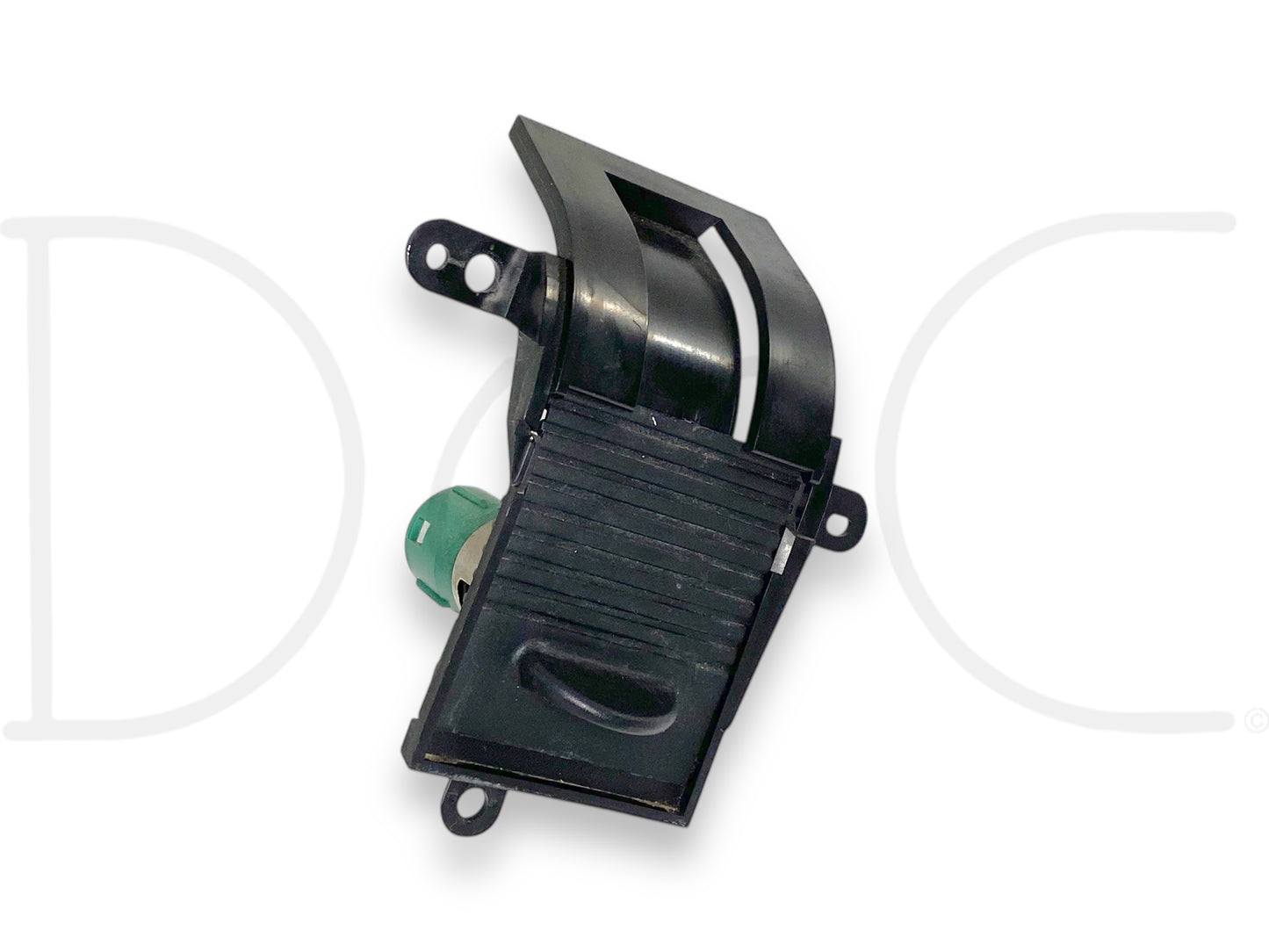 99-04 Ford F250 F350 Super Duty Dash Bezel Power Outlet 12V Point OE, used condition with light wear, compatible with 1999-2004 Ford F-250 F-350 models.