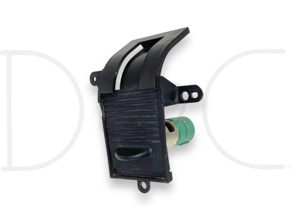 99-04 Ford F250 F350 Super Duty Dash Bezel Power Outlet 12V Point OE