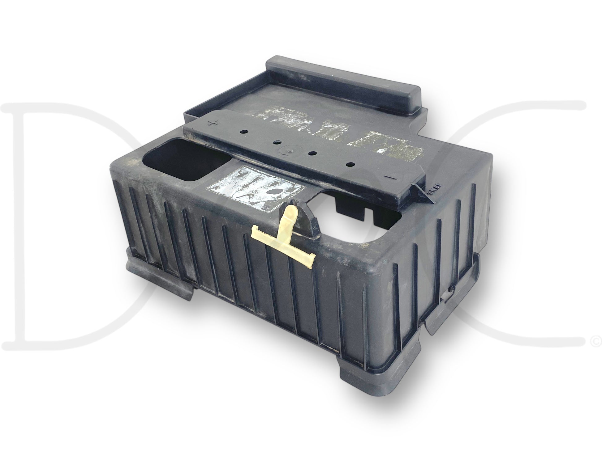 03-04 Ford F250 F350 LH Left Driver Battery Cover Box Lid OE 3C34-10B717-Bd, used in good condition with light wear, compatible with 2003-2004 Super Duty models.