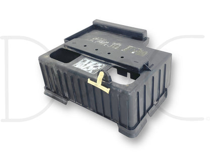 03-04 Ford F250 F350 LH Left Driver Battery Cover Box Lid OE 3C34-10B717-Bd, used in good condition with light wear, compatible with 2003-2004 Super Duty models.
