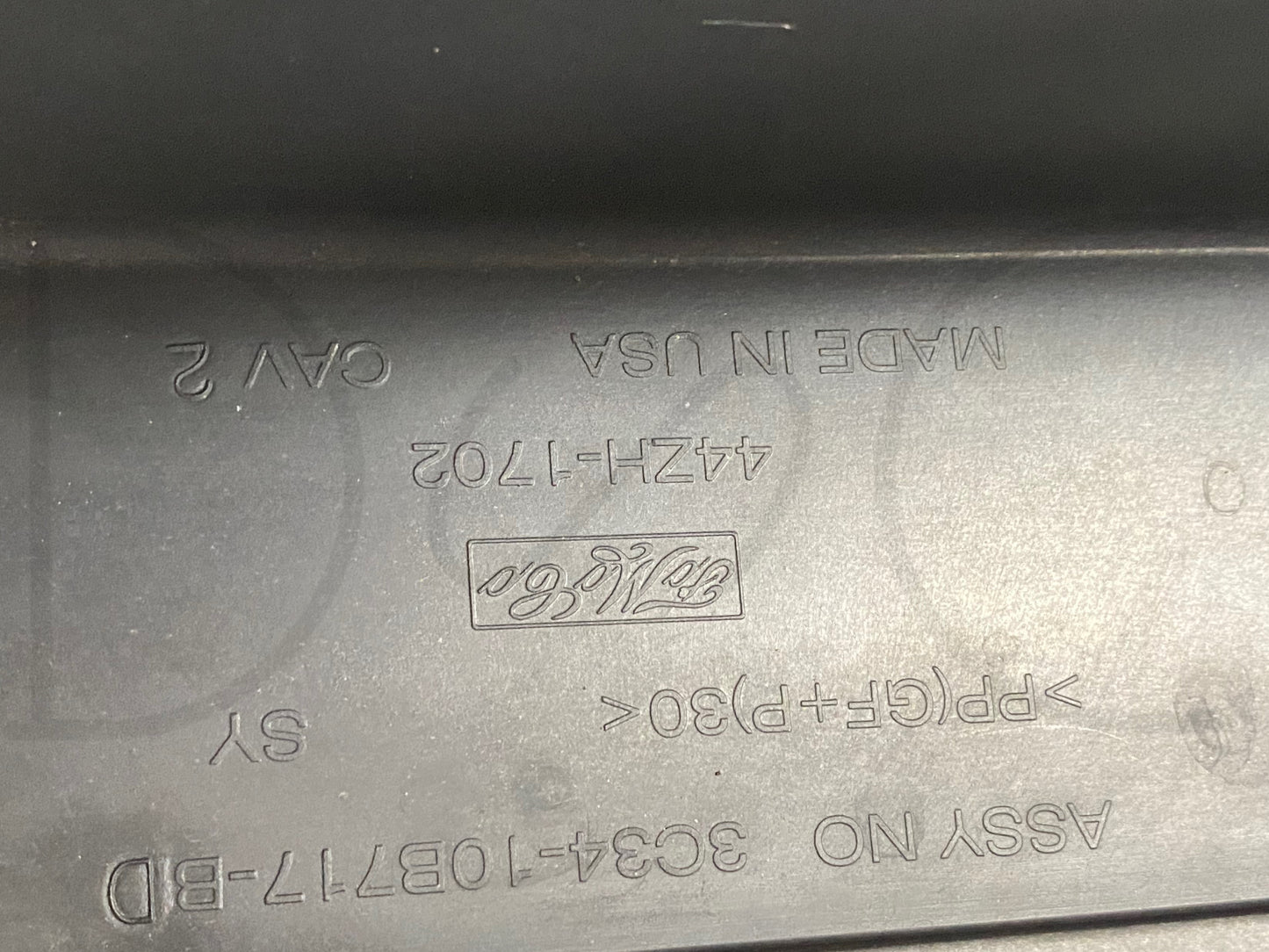 03-04 Ford F250 F350 LH Left Driver Battery Cover Box Lid OE 3C34-10B717-Bd