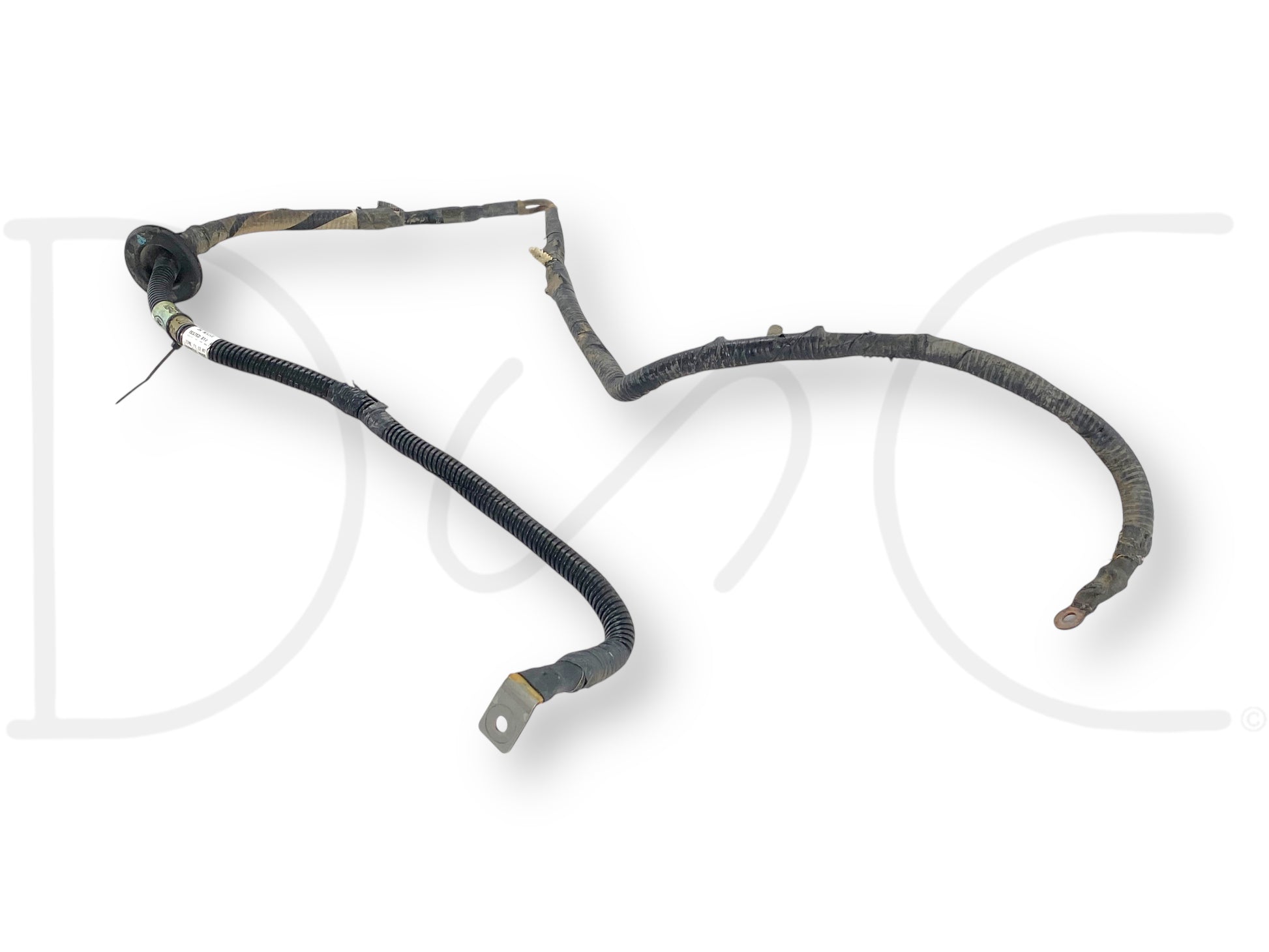 03-04 Ford F250 F350 6.0 6.0L Battery Power To Fuse Box Cable Wiring Harness OE, used with light wear, compatible with 2003-2004 Ford Super Duty trucks.