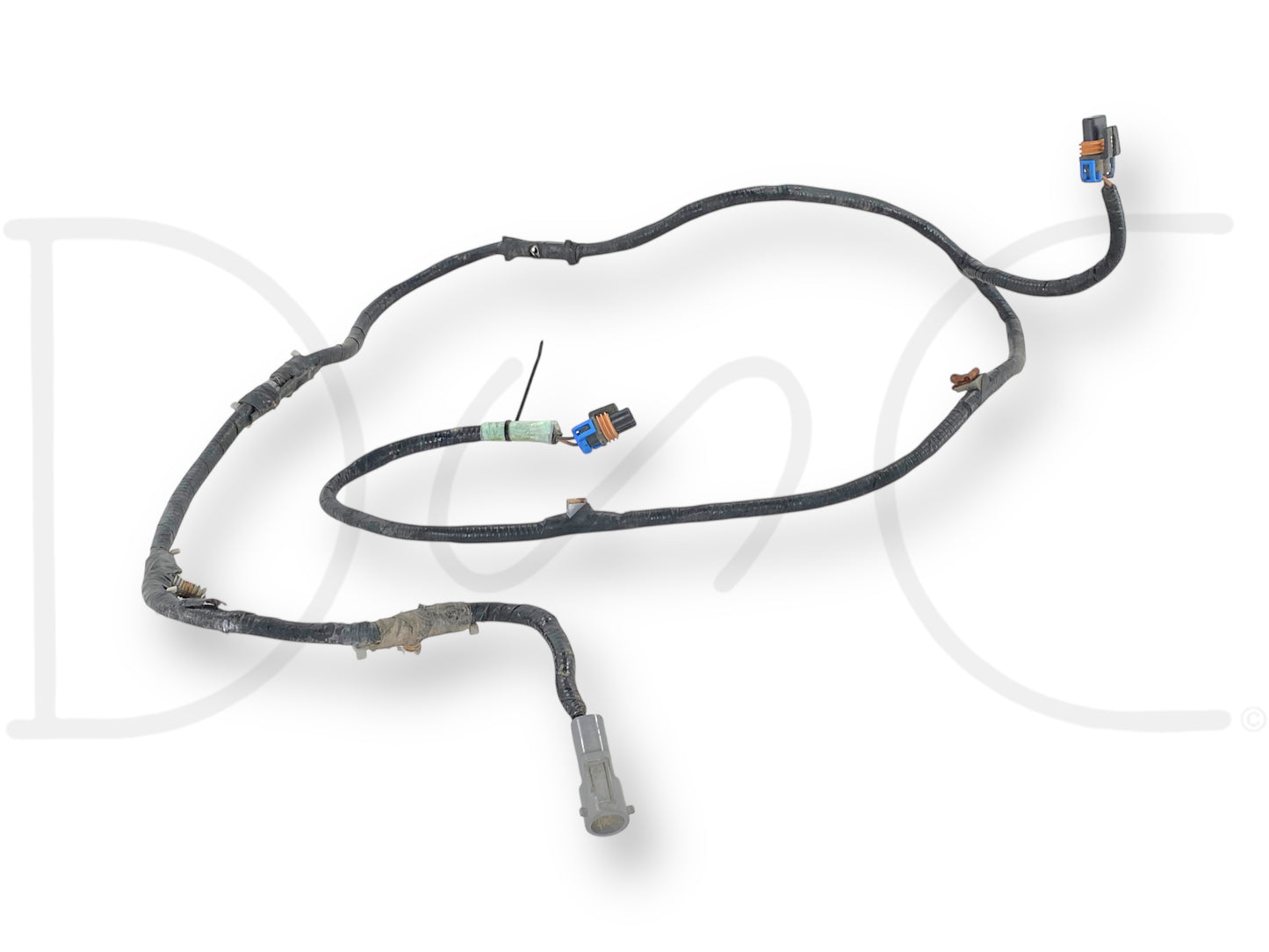 02-04 Ford F250 F350 Front Bumper Fog Light Wiring Harness 2C3T-15A211-P260G Aa used wiring harness with light wear, compatible with 2002-2004 Ford Super Duty trucks and Excursion models.