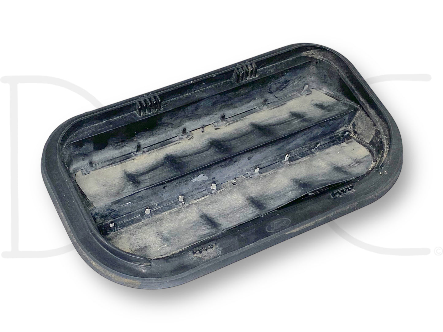 03-16 Ford F250 F350 Super Duty Rear Cab Air Breather Vent OE 3C3A-54280B62-BA, used condition with light wear, black plastic automotive part for diesel truck air ventilation.