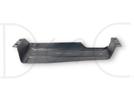 99-07 Ford F250 F350 Super Duty Transfer Case Skid Plate 4X4 4WD OEM used metal skid plate with light wear, compatible with 1999-2007 Ford F-250, F-350, F-450, and F-550 trucks, designed to protect the transfer case in 4WD Super Duty models.