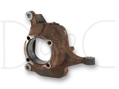 99-04 Ford F250 F350 DANA 50 60 Front Axle Steering Knuckle RH Right Passenger, used condition with light wear, compatible with 1999-2004 Ford F-250, F-350, F-450, F-550 trucks, suitable for 6.0L Powerstroke and Super Duty models.