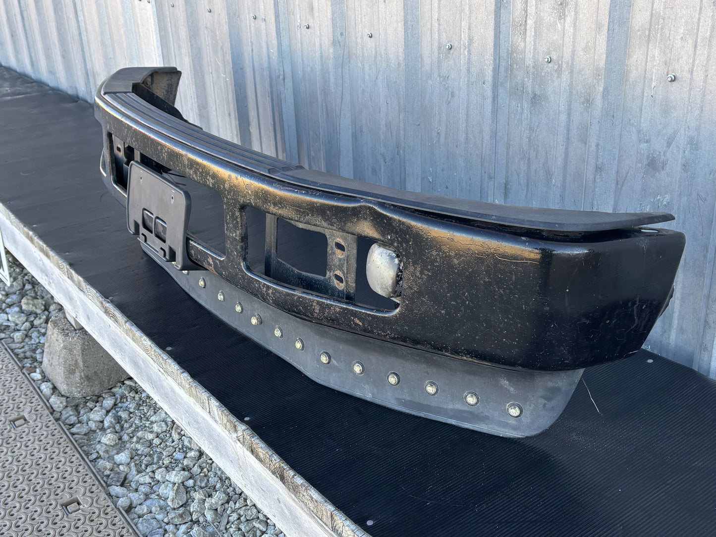 08-10 Ford F250 F350 Super Duty Front Bumper Black W/ Running Lights