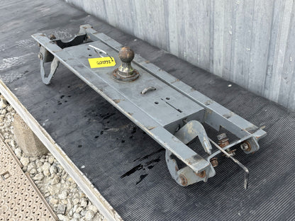 08-16 Ford F250 F350 Gooseneck Hitch B&W Turnover Ball