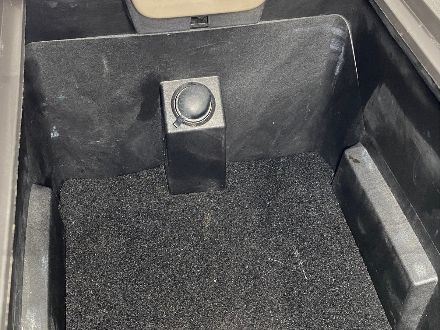 08-10 Ford F250 F350 Super Duty Center Console Floor Storage Black Leather OE