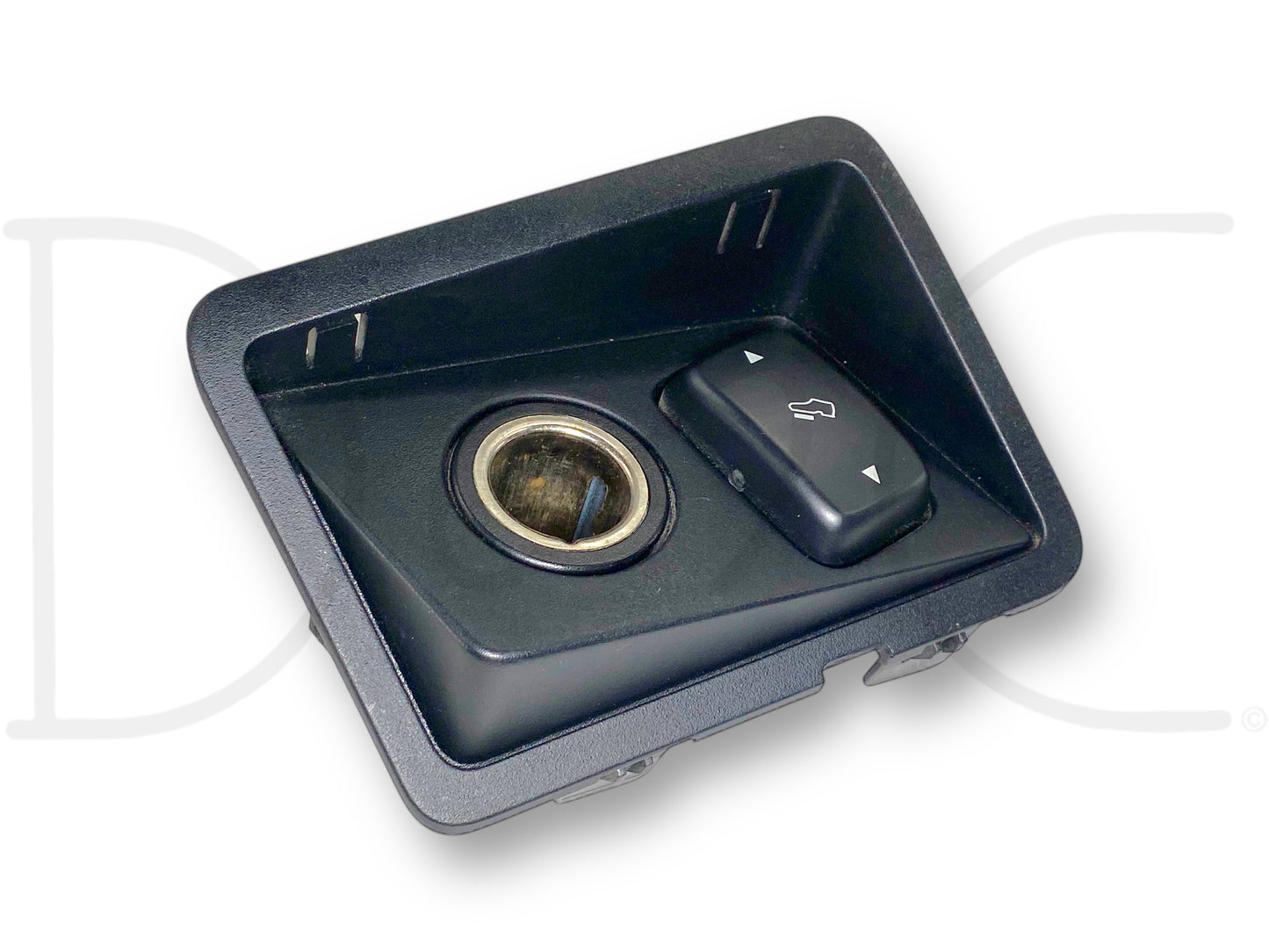 08-10 Ford F250 F350 Dash 12V Outlet Power Point Plug Bezel Adjustable Pedals