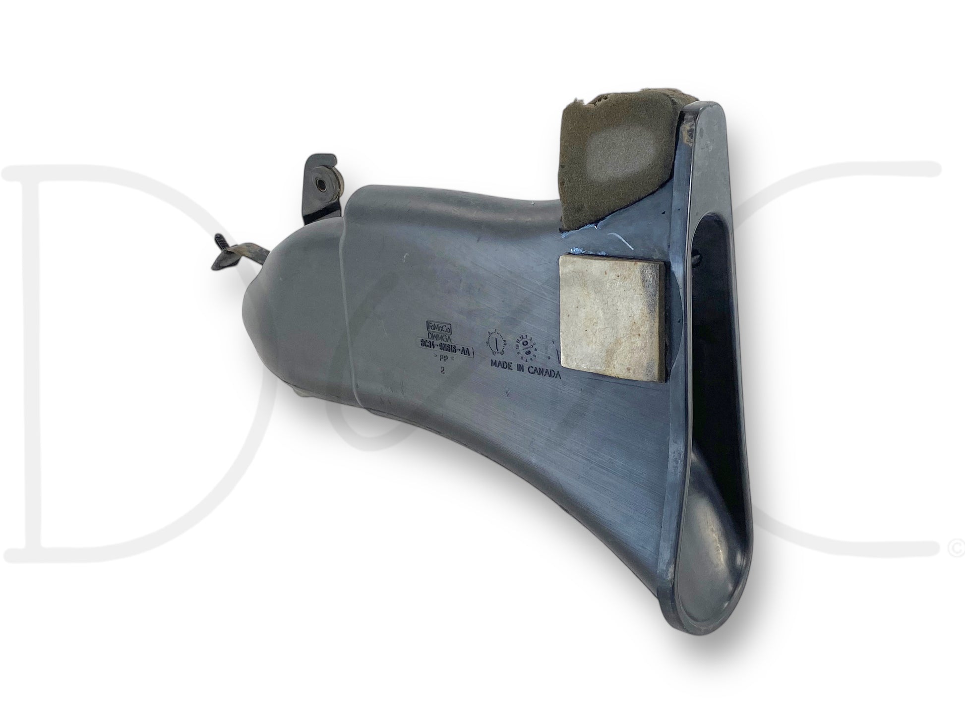 08-10 Ford F250 F350 Super Duty 6.4 6.4L Diesel Intake Air Inlet Tube Duct OE in used good condition with light wear, compatible with 2008 to 2010 Ford F-250, F-350, F-450, and F-550 models, featuring durable black plastic construction and OEM quality.
