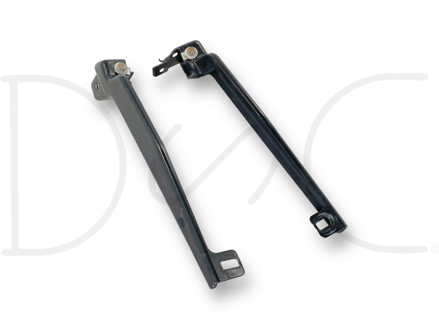 08-10 Ford F250 F350 Front Grill Bracket Set OE Brackets Mounts Pair RH Right LH shown in used, good condition with light wear, suitable for 2008 to 2010 Ford F-250, F-350, F-450, and F-550 Super Duty trucks, made for reliable OEM fitment.