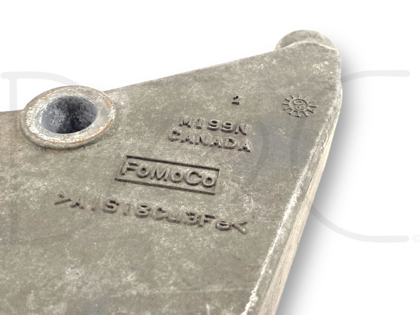 08-10 Ford F250 F350 6.4 6.4L Diesel Alternator Bracket OE 7C3E-10239-Cc