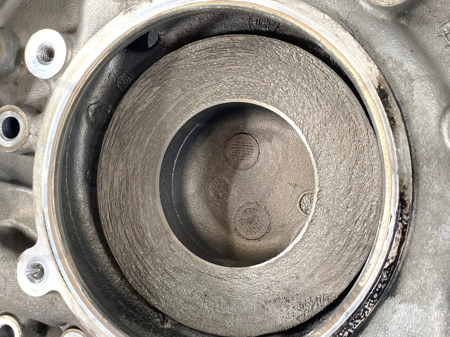 08-10 Ford F250 F350 6.4 6.4L Diesel Front Timing Cover Housing OE 1848172C1