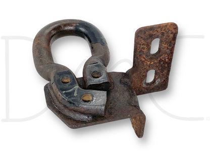 08-10 Ford F250 F350 LH Bumper Bracket Tow Hook Loop 7C34-17A954-AC *Blem*