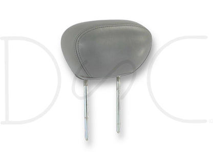 01-07 Ford F250 F350 Super Cab Front Seat Head Rest Headrest Gray Leather OE, used condition with light wear, compatible with 2001-2007 Ford Super Duty trucks including models with 6.0L Powerstroke engines, featuring gray leather upholstery and metal support rods.