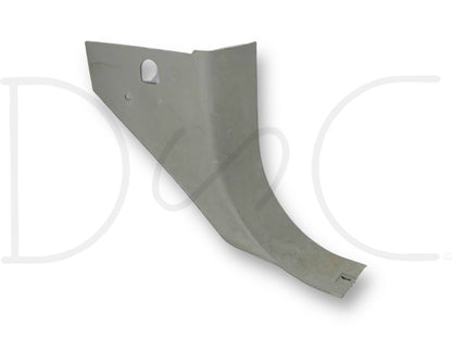 99-07 Ford F250 F350 RH Passenger Front Kick Panel Gray OEM, used with light wear and scratches, compatible with 6.0L Powerstroke models from 1999 to 2007, made from durable gray plastic designed for Super Duty trucks.
