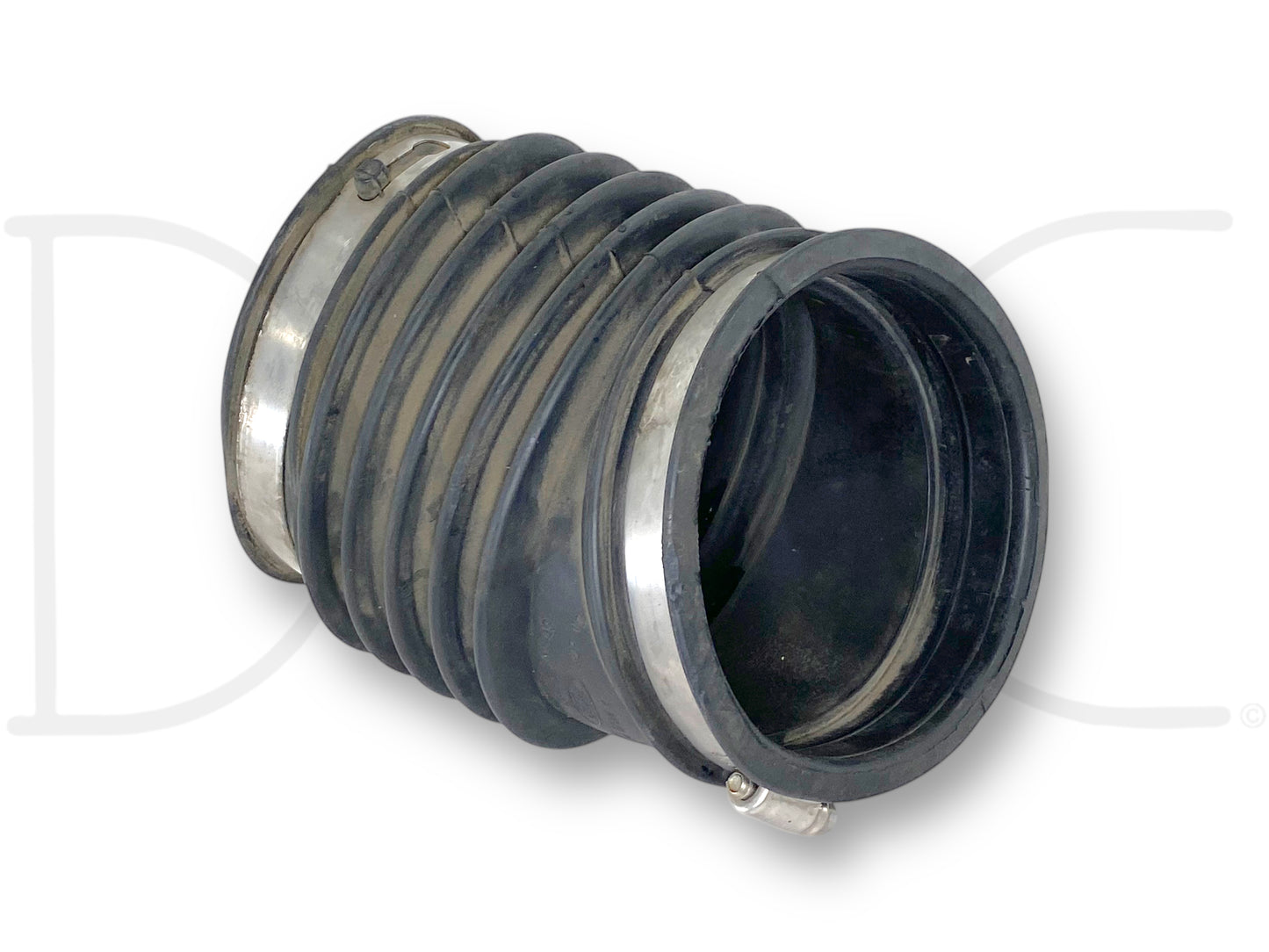 03-07 Ford F250 F350 6.0 6.0L Diesel Air Intake Flex Tube Duct OE 3C3U-9R504-AC, used with light wear, made of black flexible rubber with metal clamps, compatible with Ford Super Duty 6.0 powerstroke diesel trucks from 2003 to 2007.